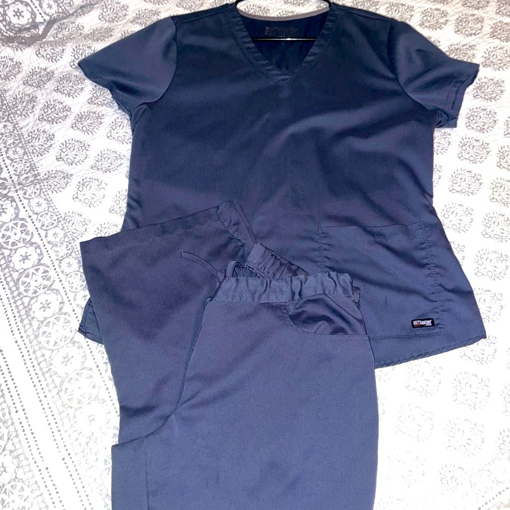 EUC Grey’s Anatomy Scrub set in Steel